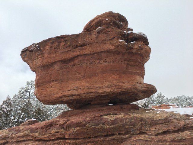 Balanced Rock, the iconic red sandstone formation in the Garden of the Gods