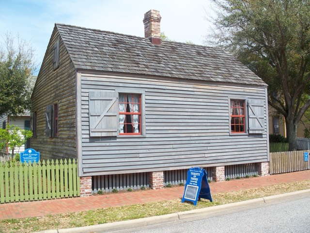 The 1805 Julee Cottage, a historic clapboard house in Pensacola's historic village