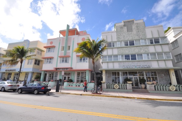 Pastel Art Deco hotels along Ocean Drive in Miami's South Beach