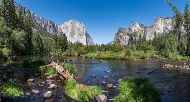 Valley View — the Merced River with El Capitan and Bridalveil Fall in Yosemite Valley